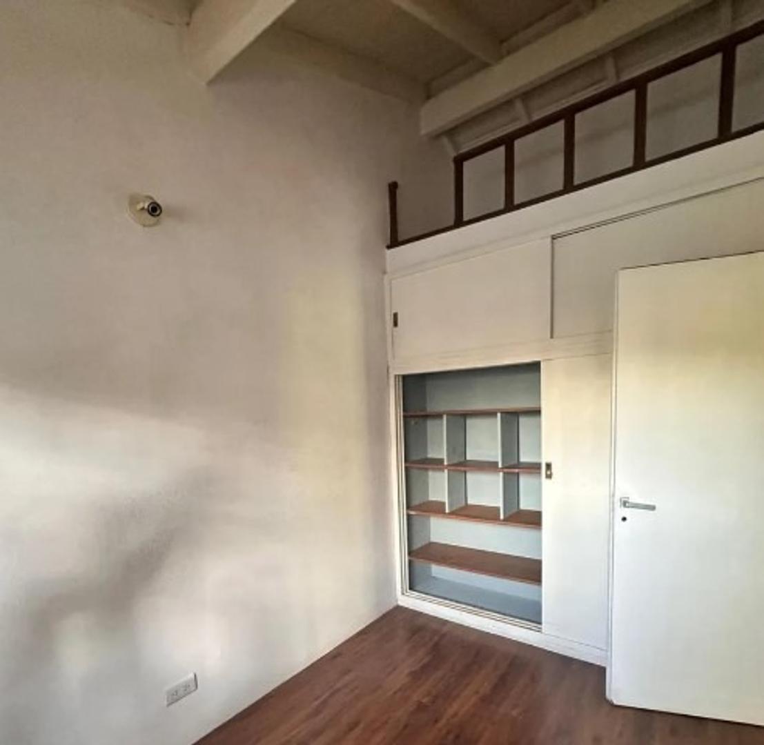 Casa en Venta en Temperley, USD 115.000