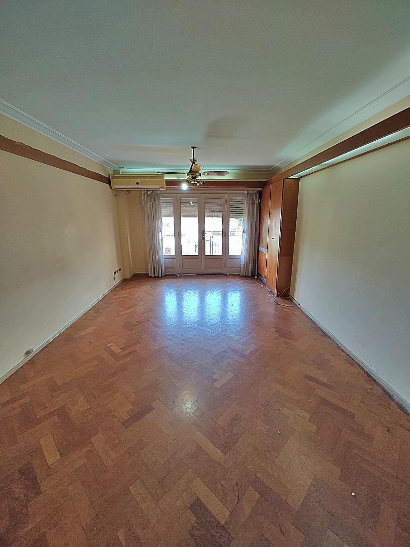 Departamento 4 ambientes con 3 baños