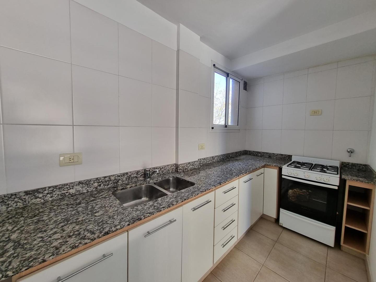 Departamento en Alquiler en Centro, $ 530.000