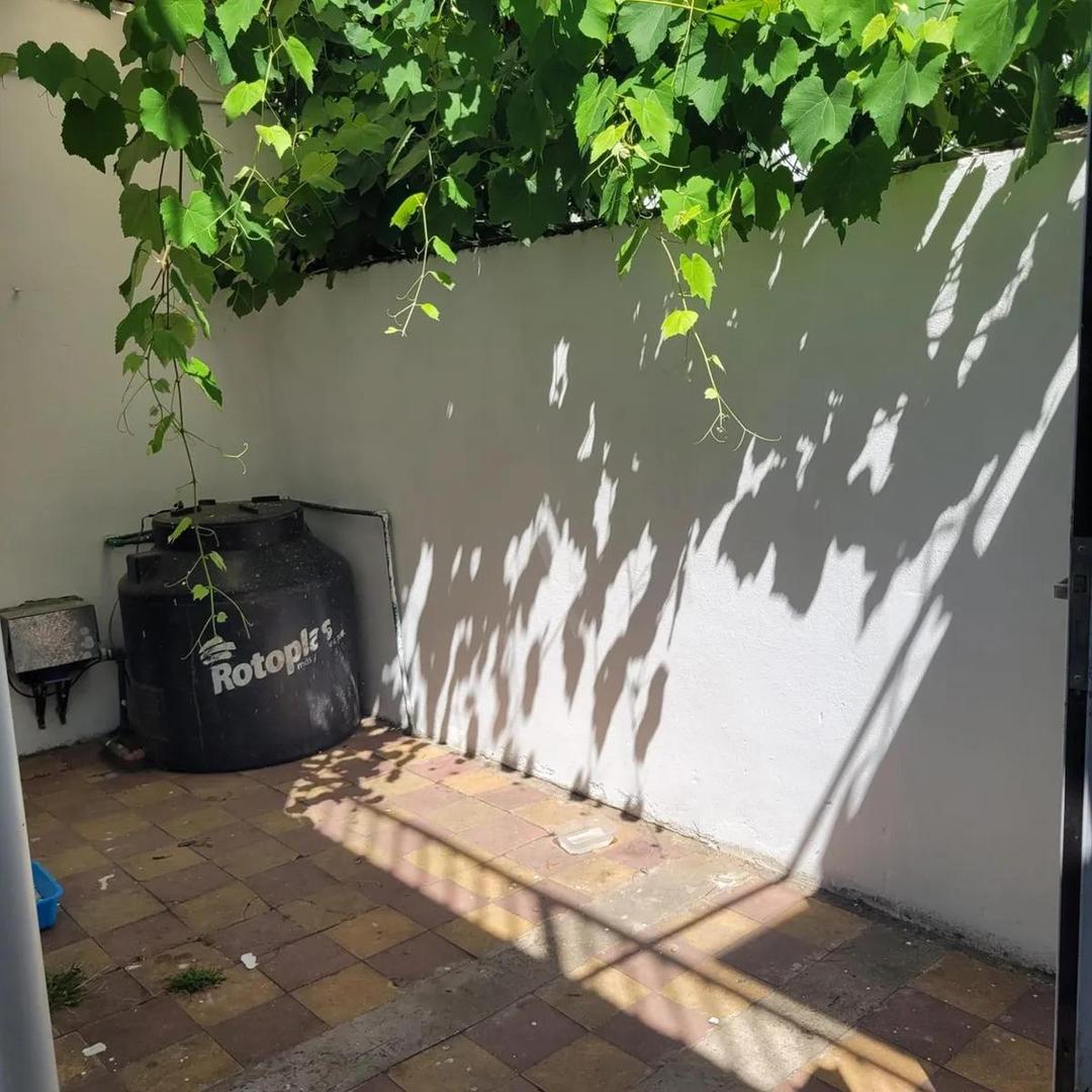 Depto Tipo Casa en Alquiler de 1 dormitorio