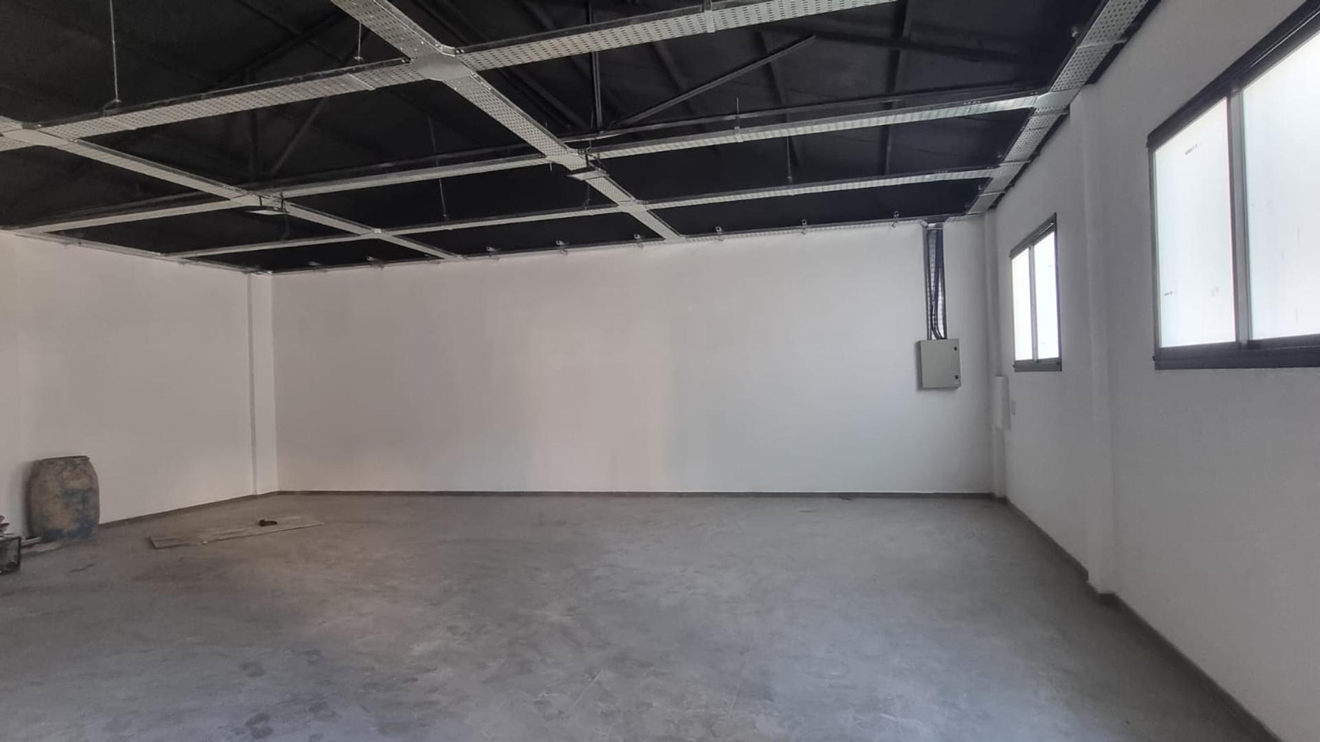 Galpon en Alquiler en Wilde, $ 1.800.000