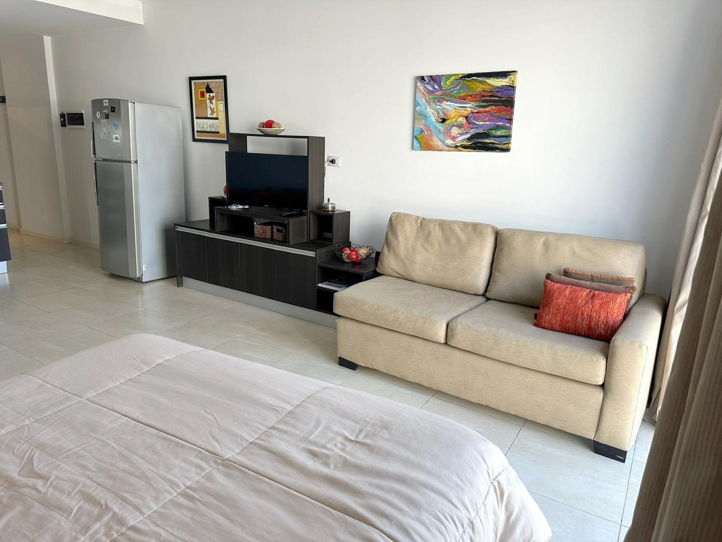 Av. Del Puerto Jc4332120000 200, Piso 1