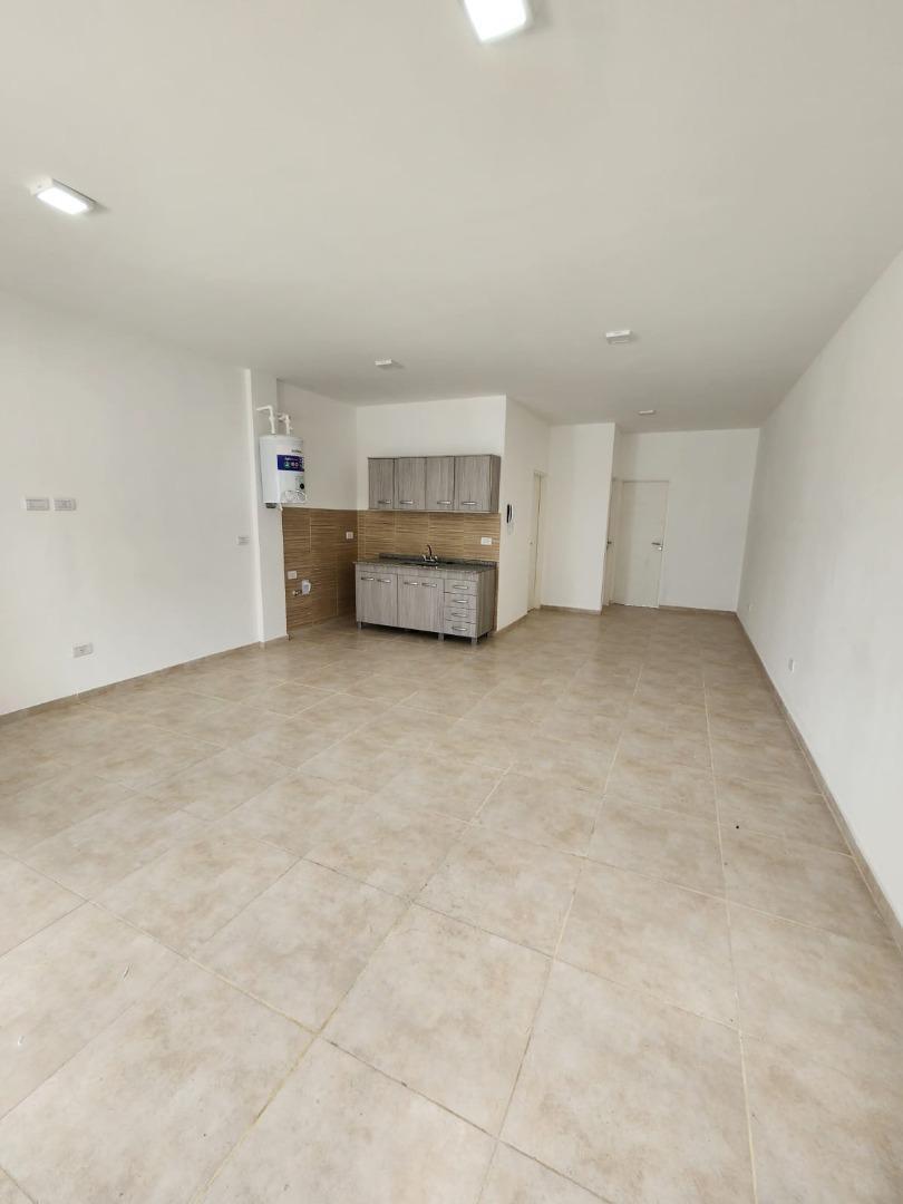 Martinto 1700, Piso 2