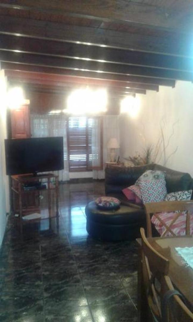 Casa en Venta en Capitan Bermudez, USD 150.000