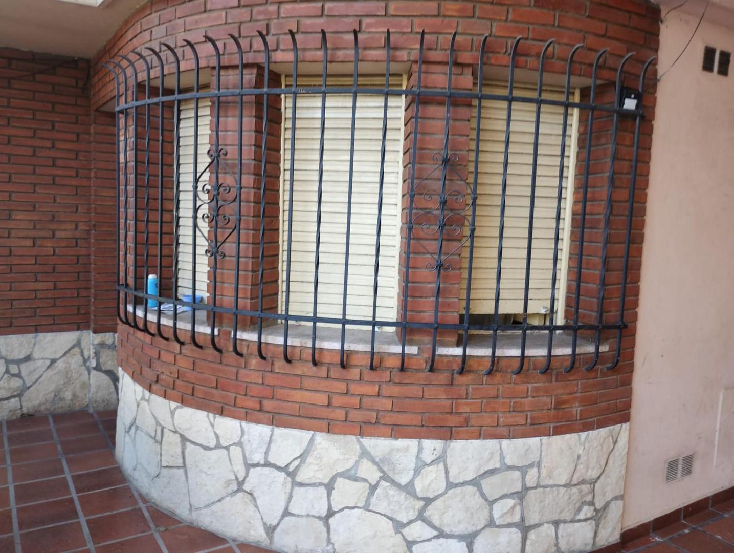 Depto Tipo Casa en Alquiler de 2 ambientes