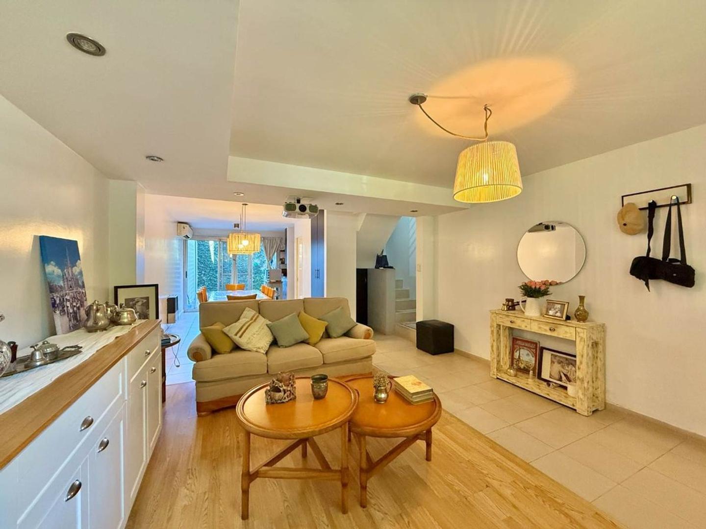 Avenida 51 e/ 27 y 28 1600