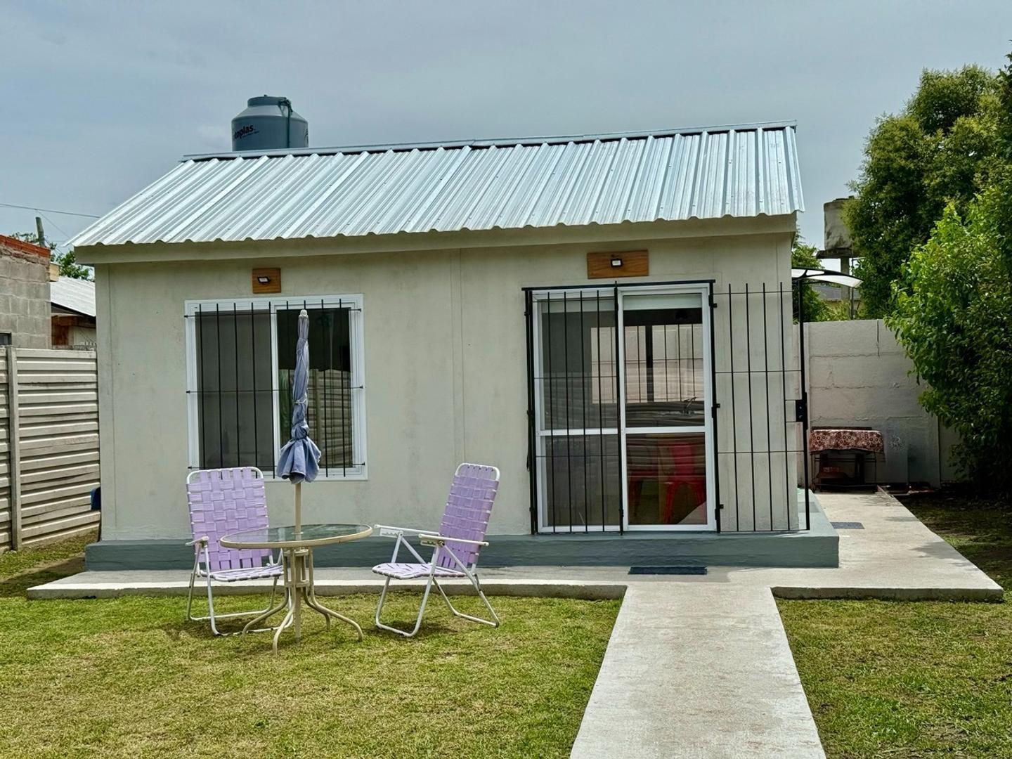 Casa Amoblada En Venta En Manzanares - Pilar