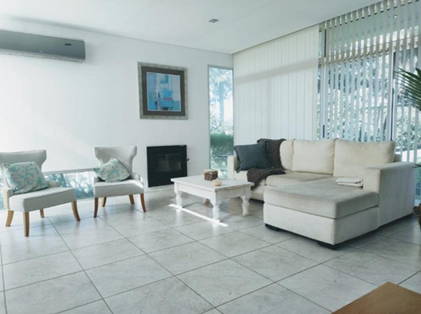 Casa 4 ambientes con 4 baños