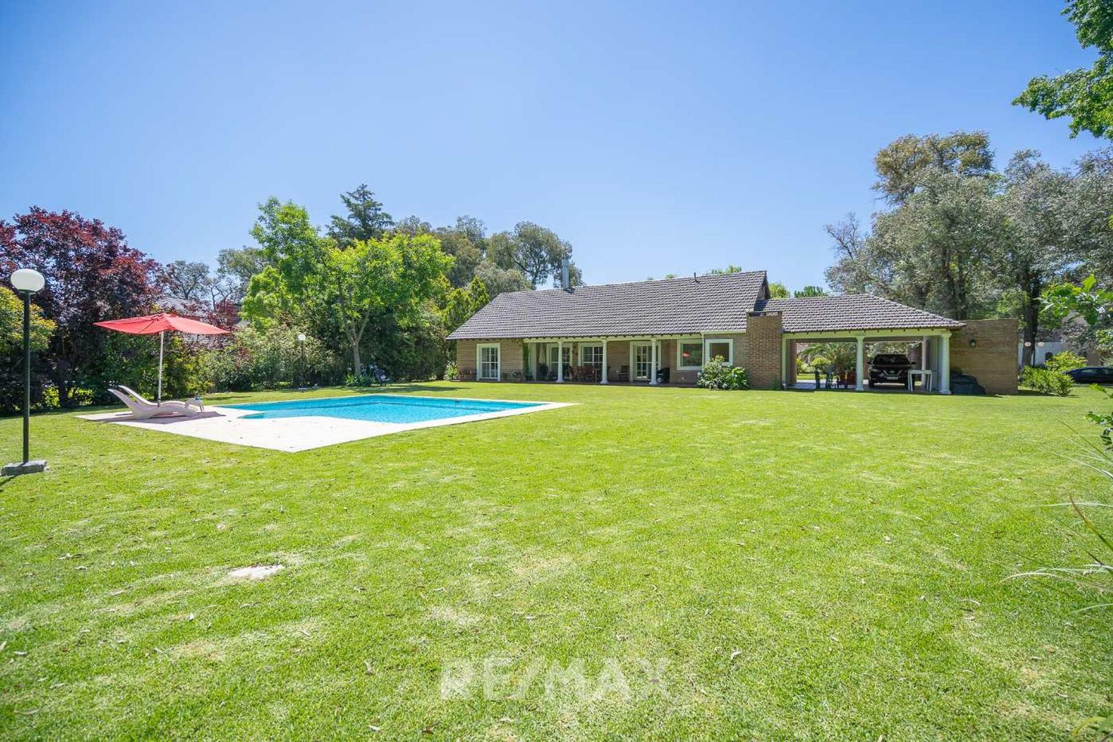 Casa en Venta en Las Praderas De Lujan, USD 250.000