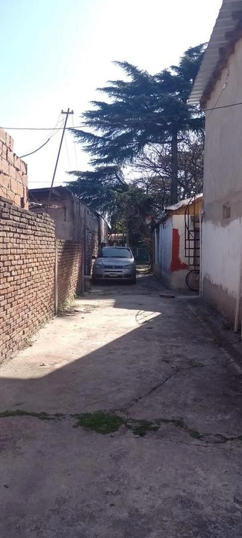 Casa 6 ambientes con 5 baños