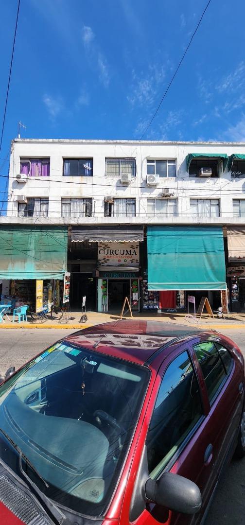 EXCELENTE OFICINA  AL FTE DE 15M2 A 30 METROS ESTACION PADUA