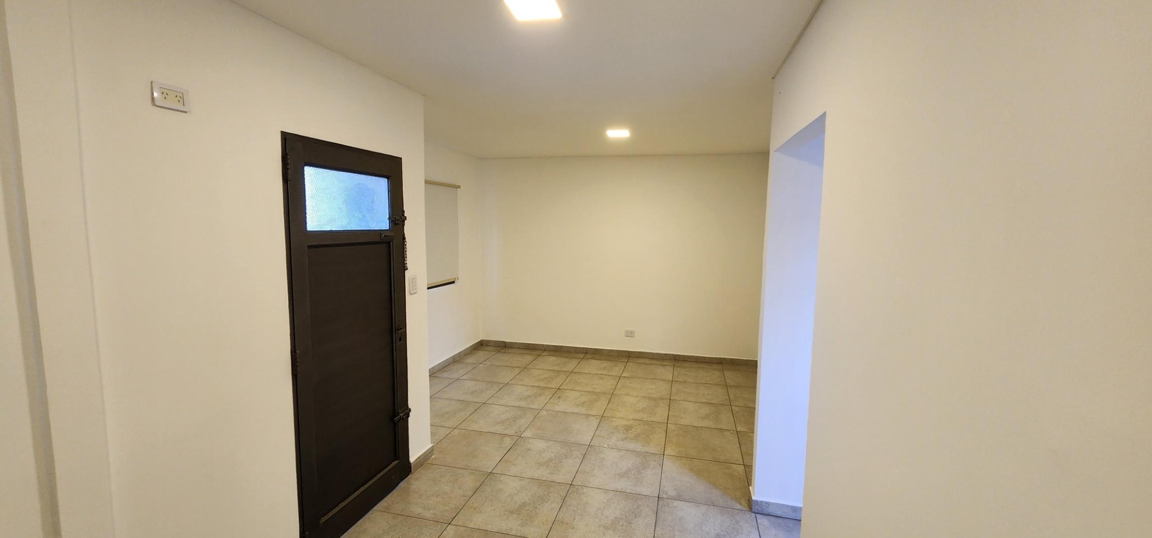 Depto Tipo Casa en Venta de 2 ambientes