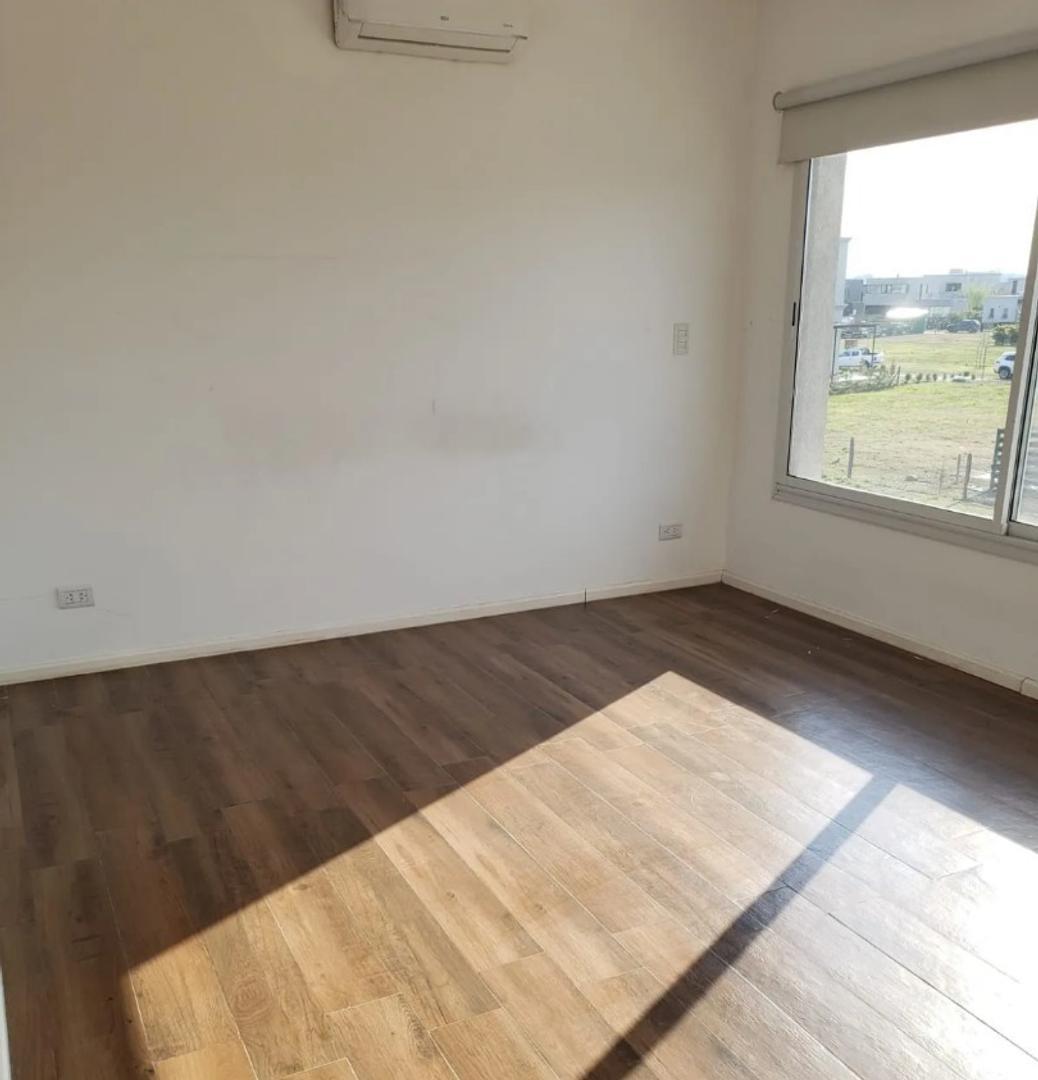 Casa en Alquiler al Norte