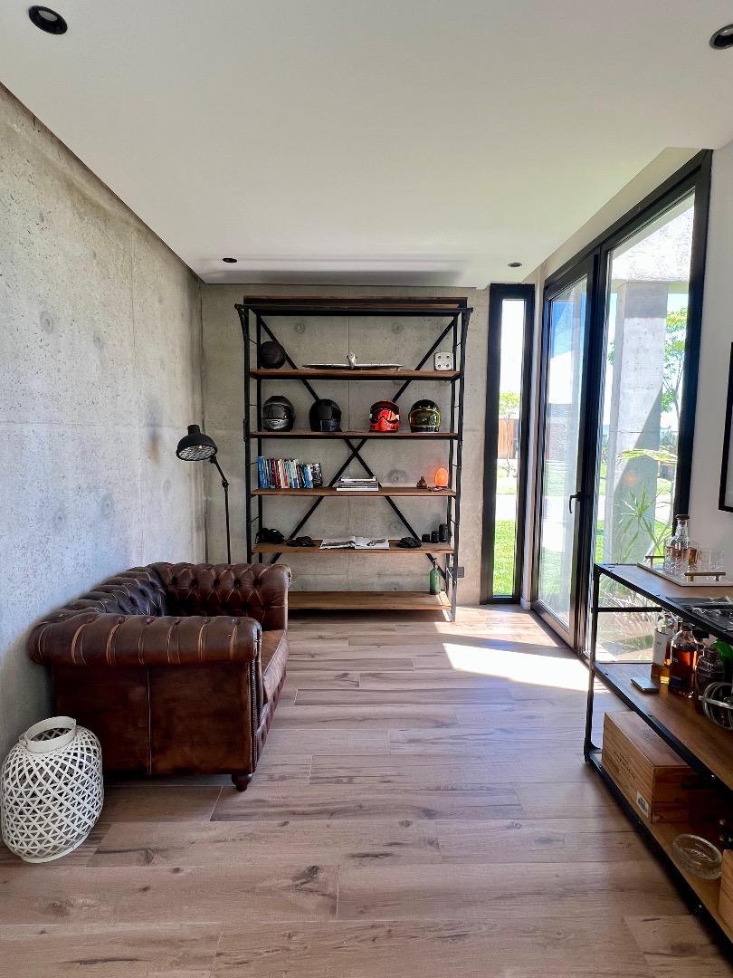 Casa en Alquiler de 3 dormitorios