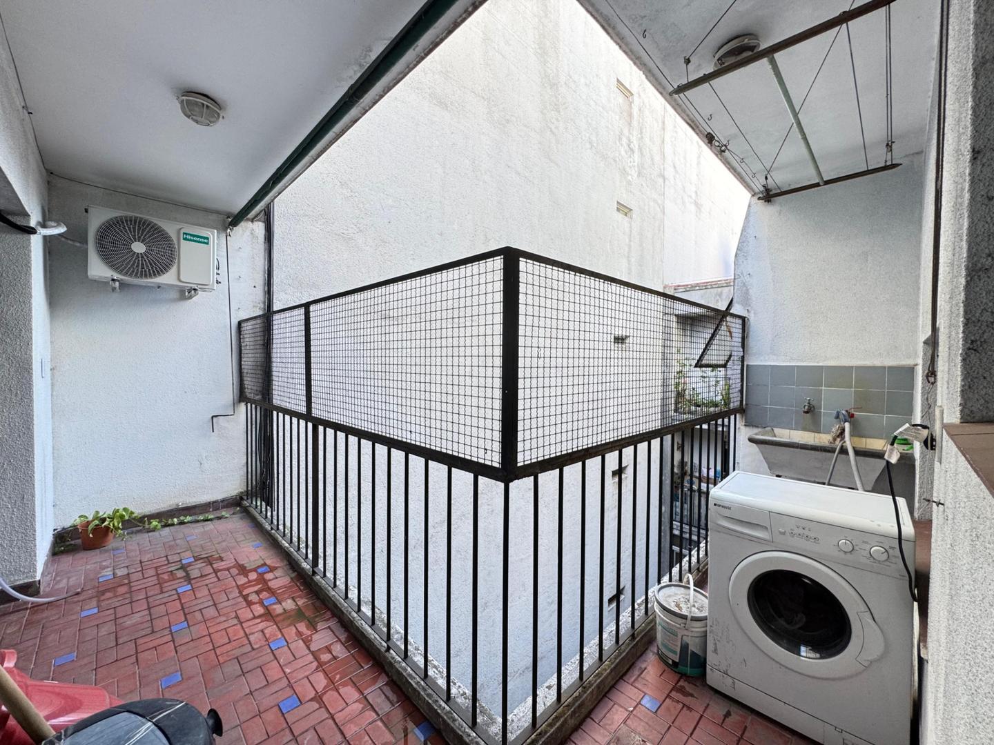 Departamento 4 ambientes con 2 baños