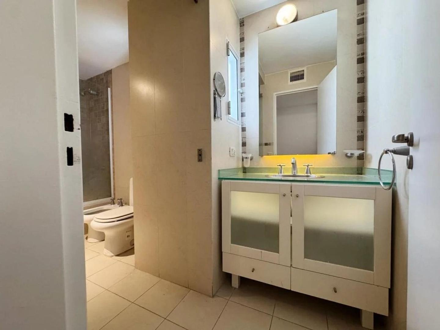 Departamento en Alquiler de 6 ambientes