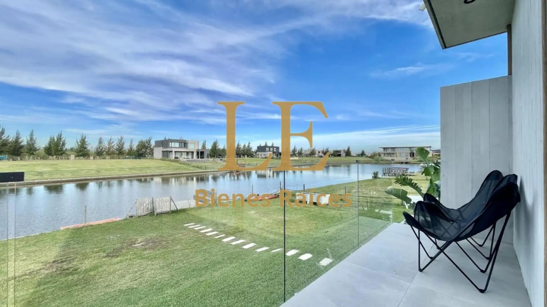 VENTA CASA EN EL NAUDIR AL RIO