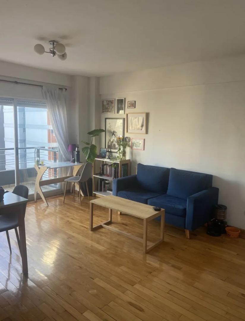 Avenida Eva Perón 1100