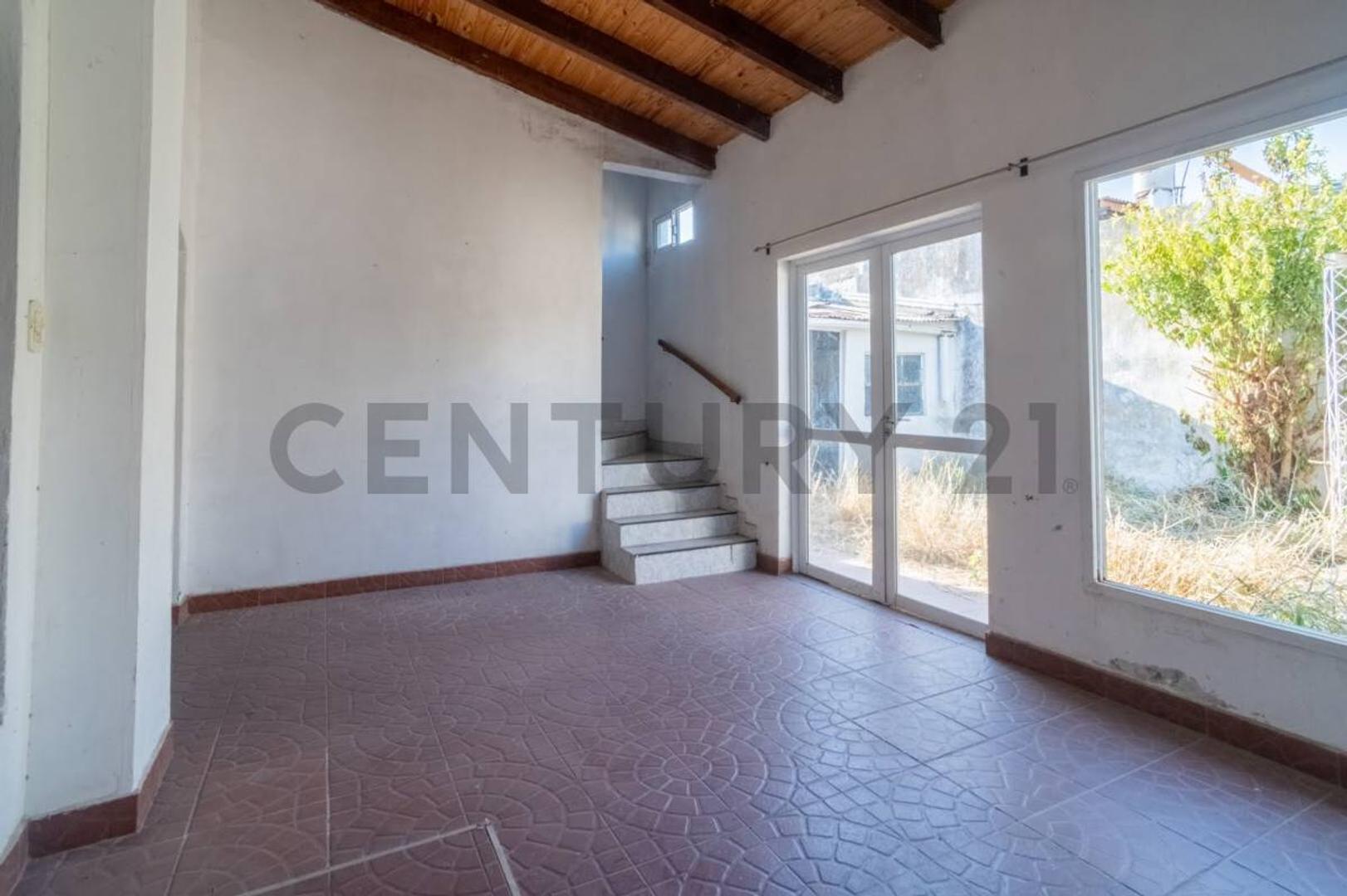 VENTA - Casa con 2 locales comerciales, Santo Tome, Santa Fe.