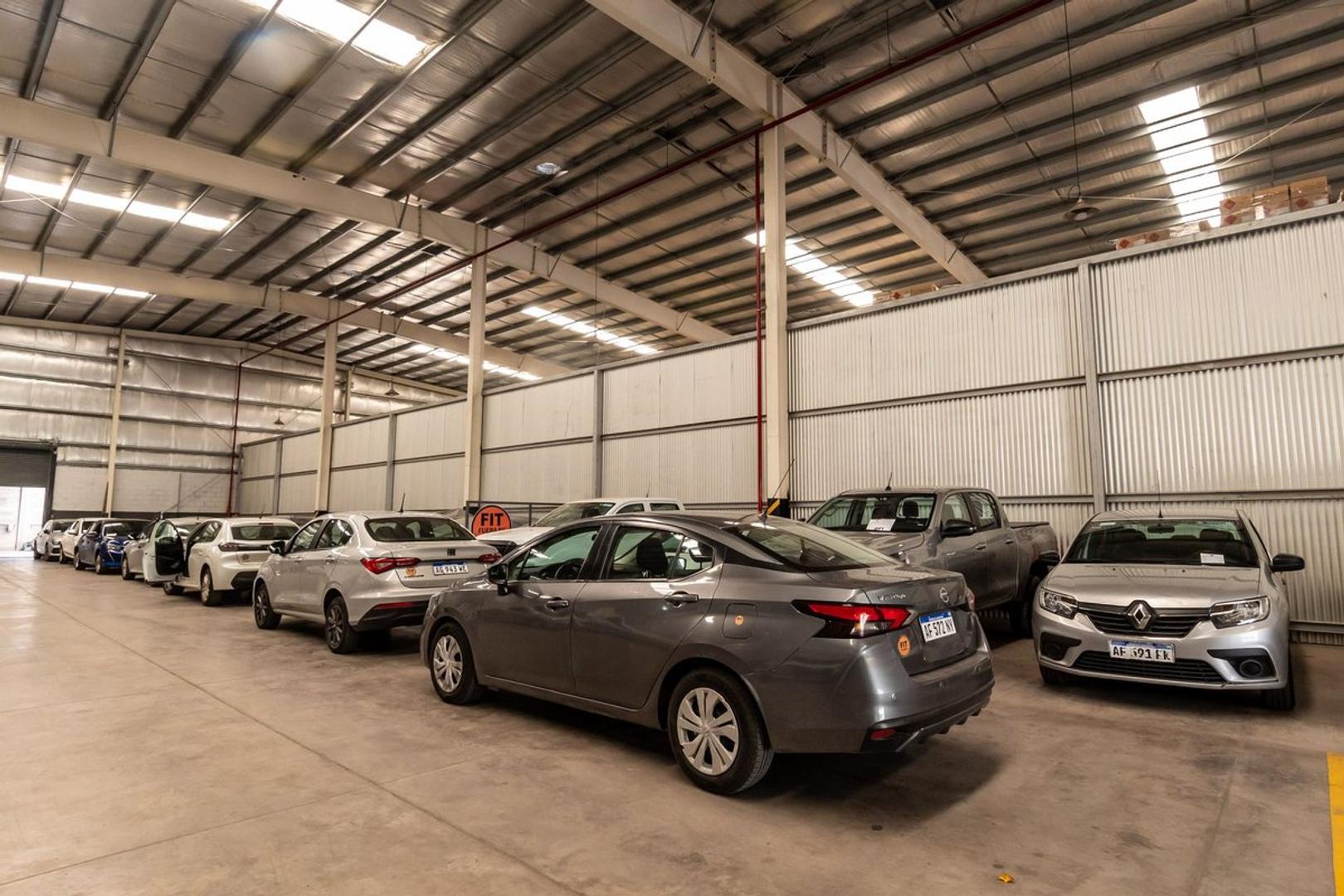 GALPON VENTA AV PALACIOS ZONA SUR 2100M2