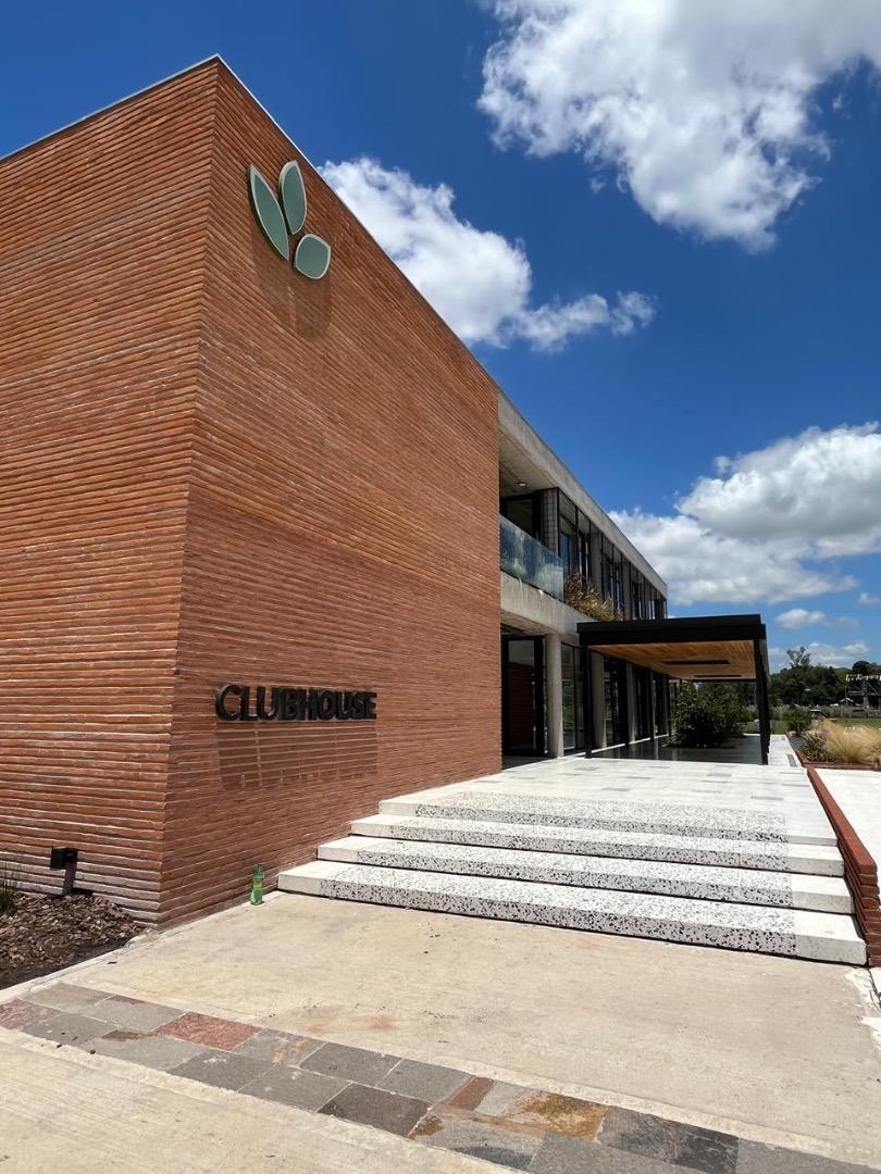 Lote en Barrio Privado Canning Chico