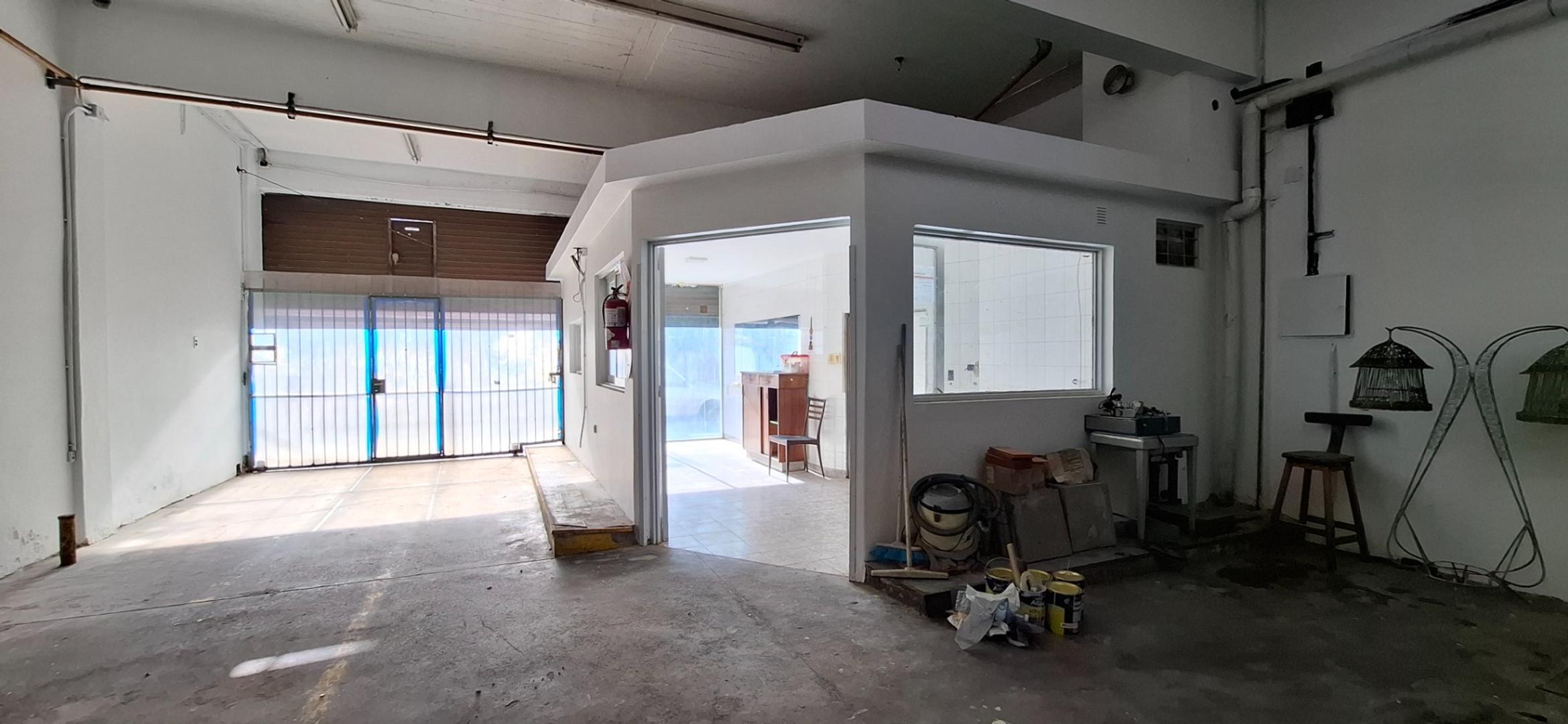 Alquiler en Munro – 560 m² versátiles, apto múltiples usos