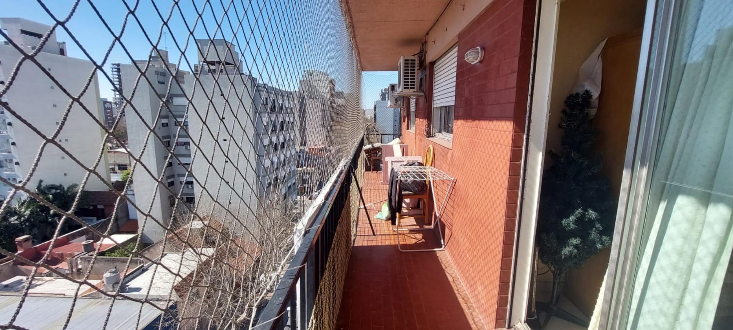 Gobernador Irigoyen 400 , Piso 7