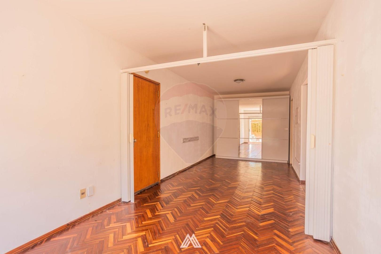 Bulevar General Artigas 100