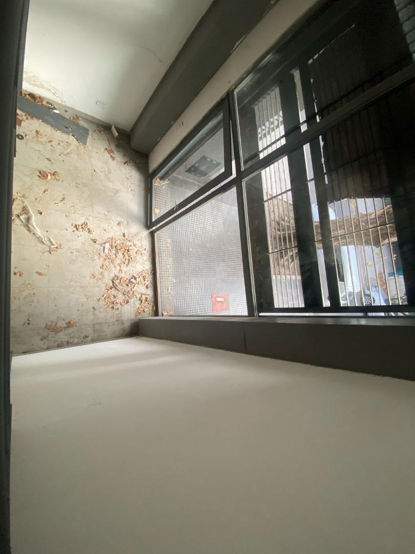 LOCAL CON RENTA CAFETERIA GASTRONOMIA (+ CUOTAS)