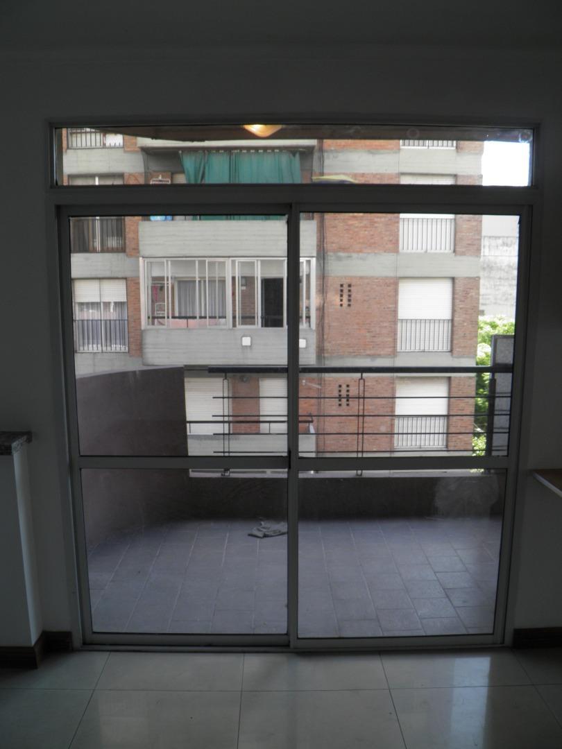 Departamento en Alquiler en Centro, $ 625.000