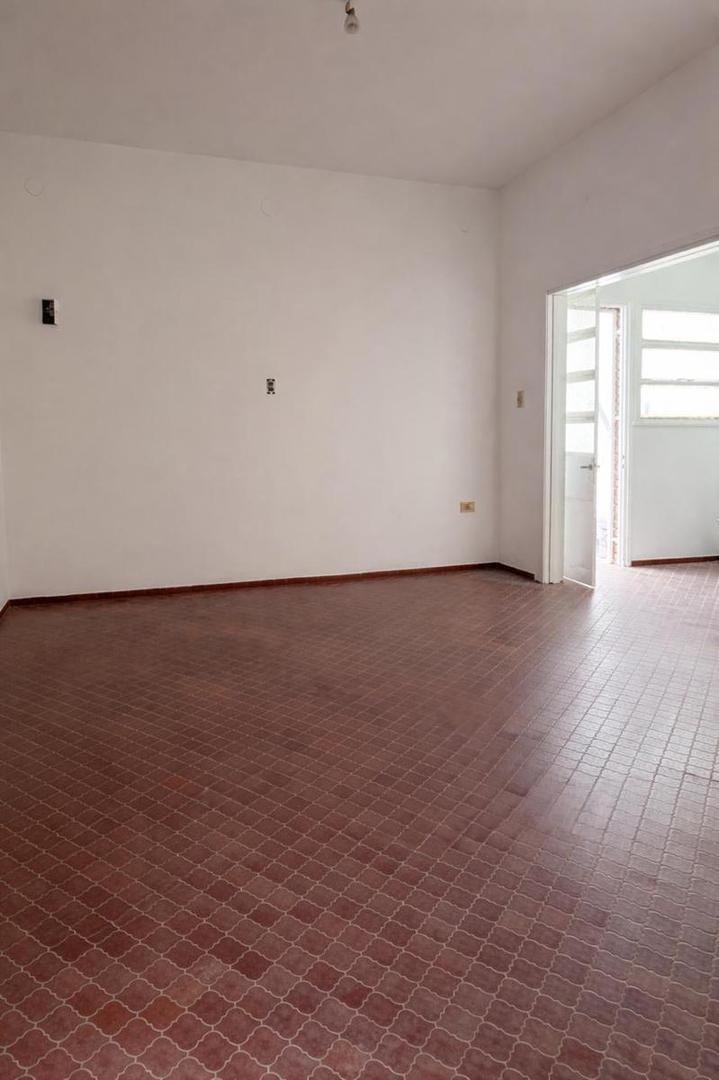 Casa en Alquiler 50 años