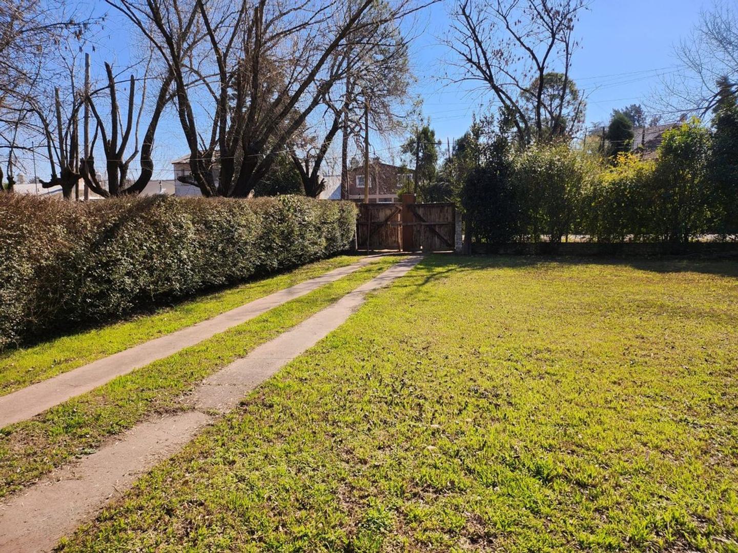 Casa 3 amb en venta en BºPellegrini 3 Pilar Jardín