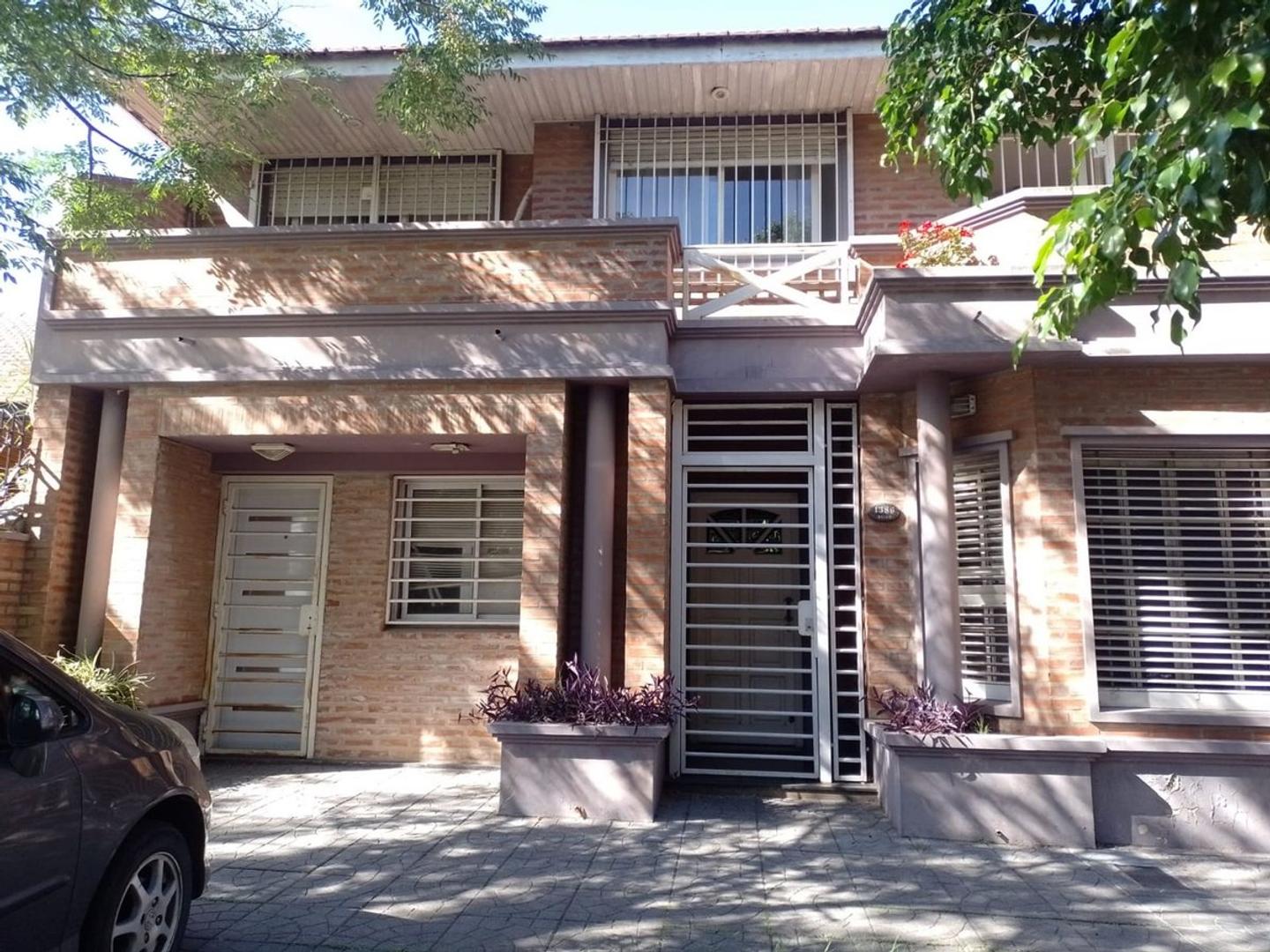 Casa en Alquiler de 3 dormitorios