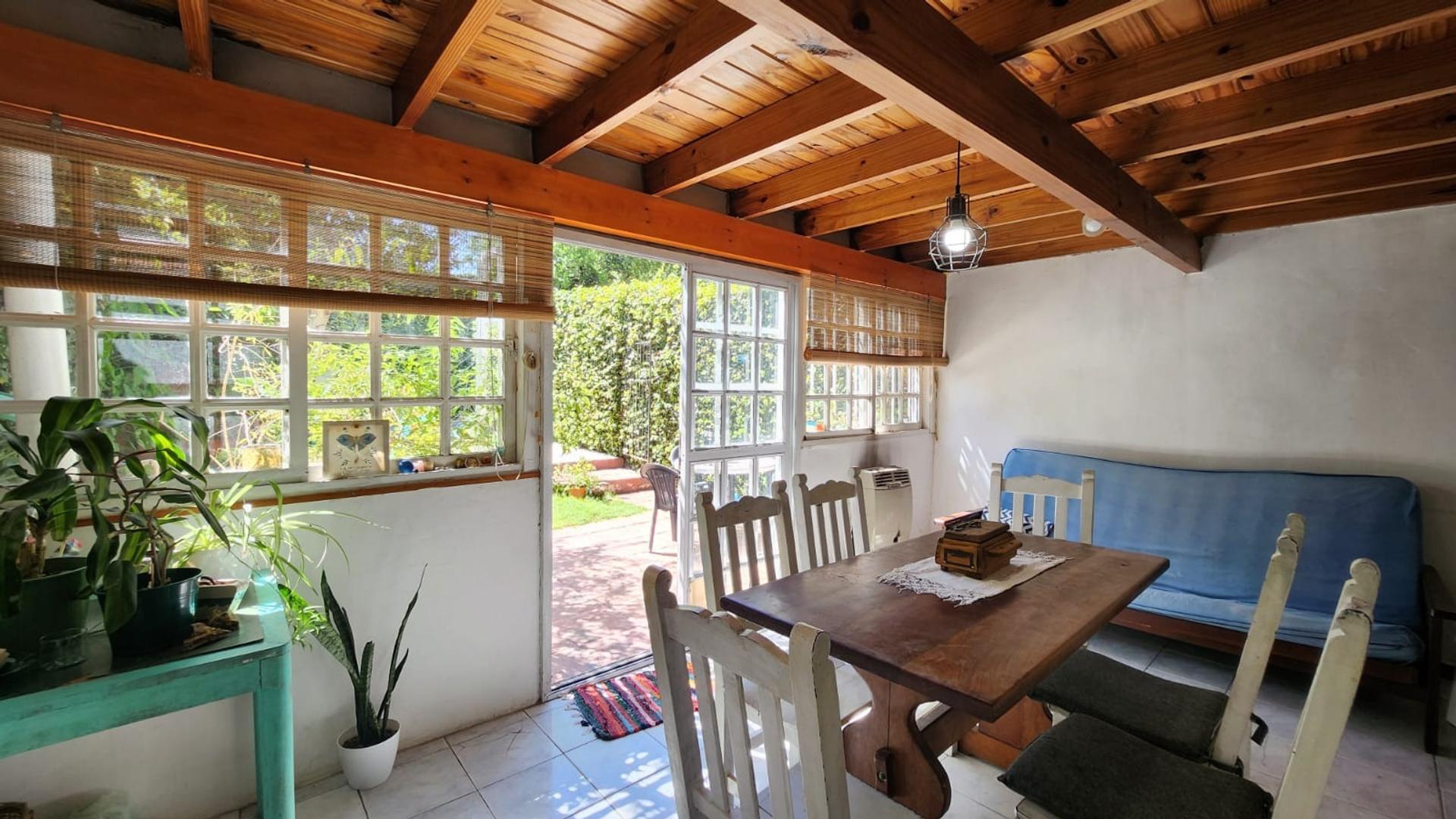 Casa 3 ambientes con 1 baño