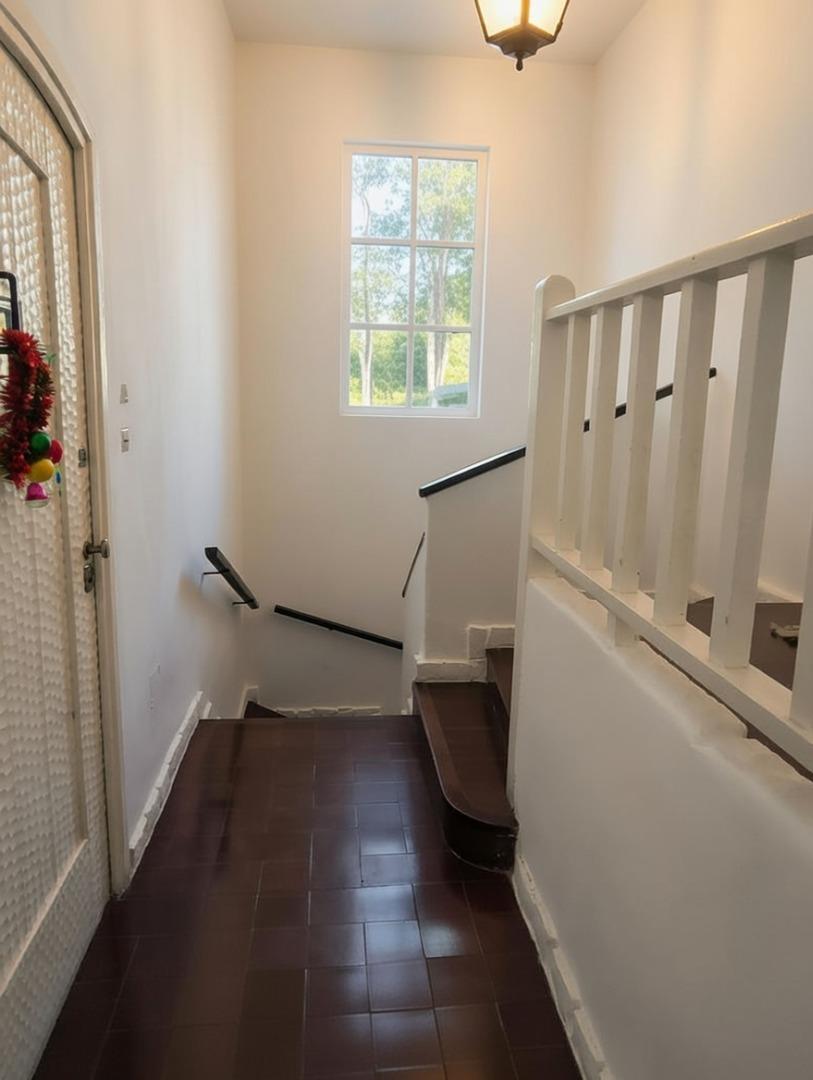 Excelente Depto tipo pH en 1 piso por escalera con cochera