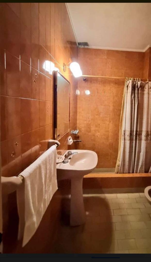 Casa 3 ambientes Ramos Mejia Sur