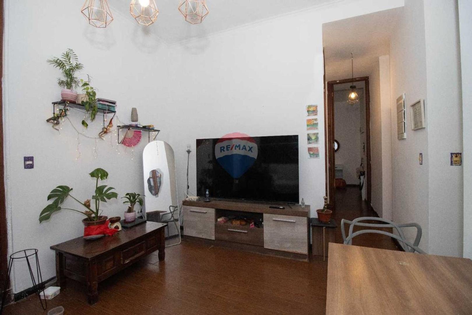 Venta  Apartamento 2 dormitorios en Centro sin G/C