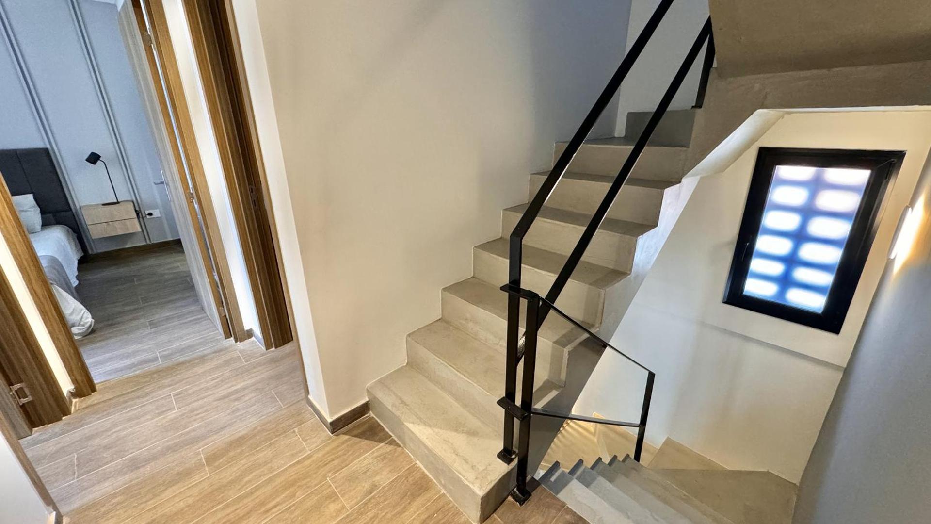 Casa 5 ambientes con 3 baños