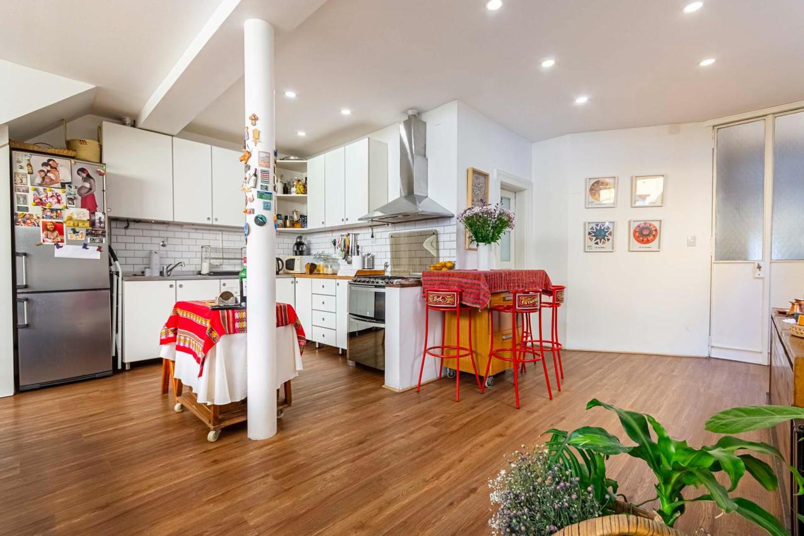 Depto Tipo Casa en Venta de 4 ambientes