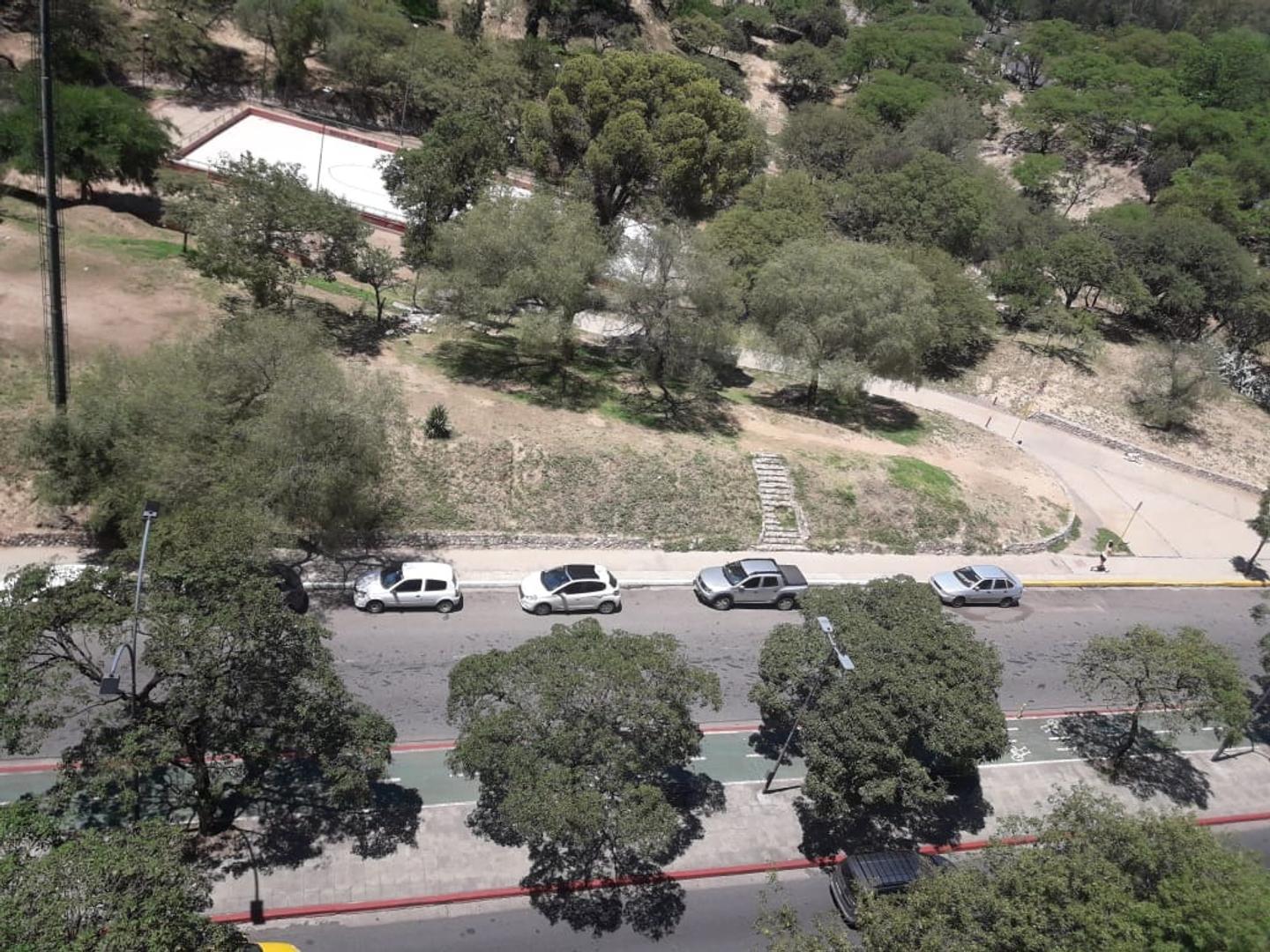 Av Poeta Leopoldo Lugones 240 , Piso 9