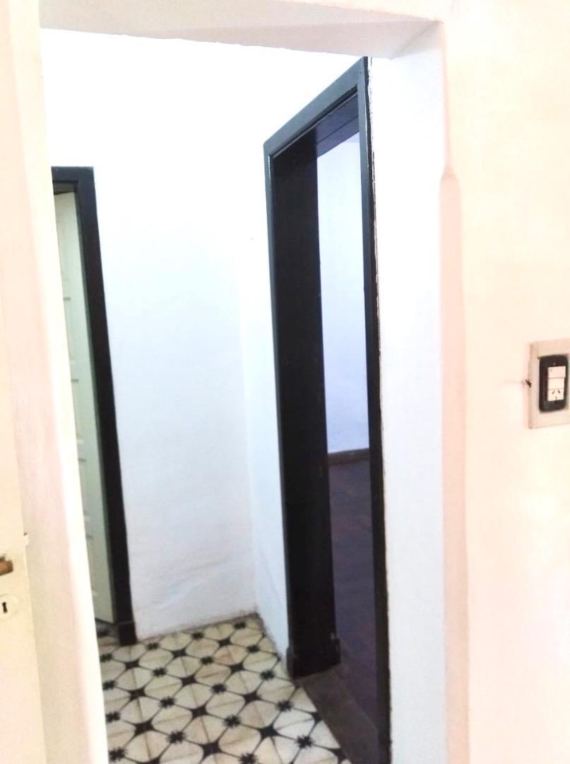 Ph al frente con local excelente ubicación