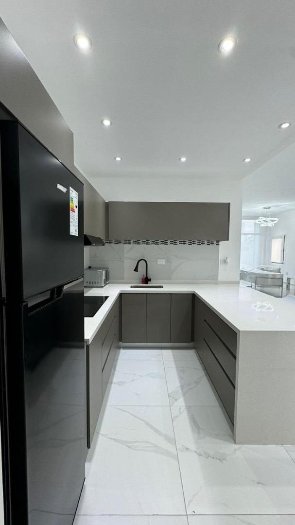 HERMOSA CASA A LA VENTA EN LAGOS DE CANNING