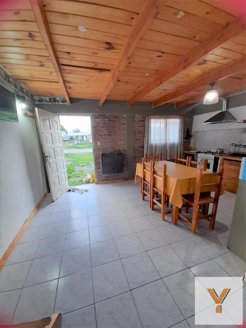 Casa 3 ambientes con 1 baño