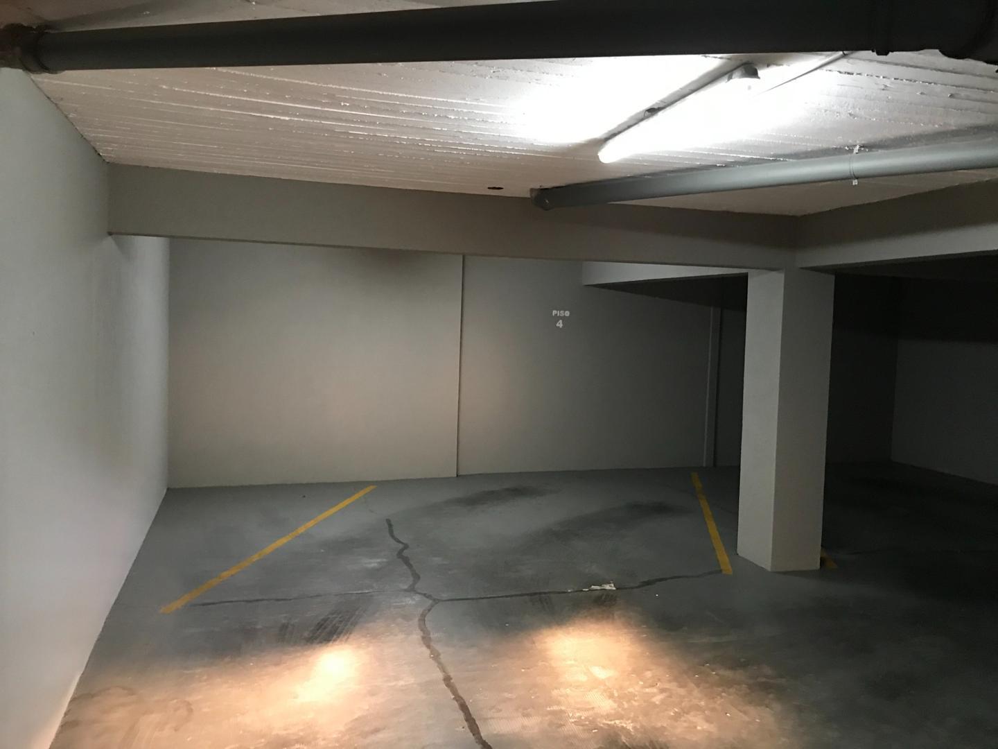 Olavarria 328 , Piso 4