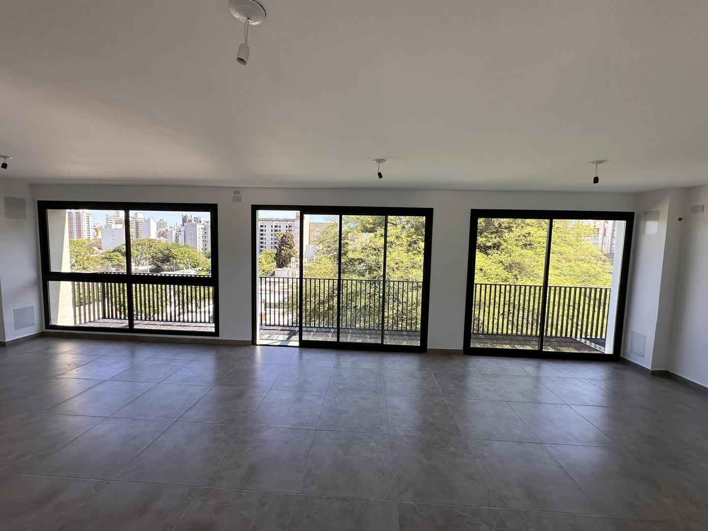 Alquiler Oficina/Departamento (Monoambiente) Calle Achával Rodríguez - Barrio Güemes, Córdoba