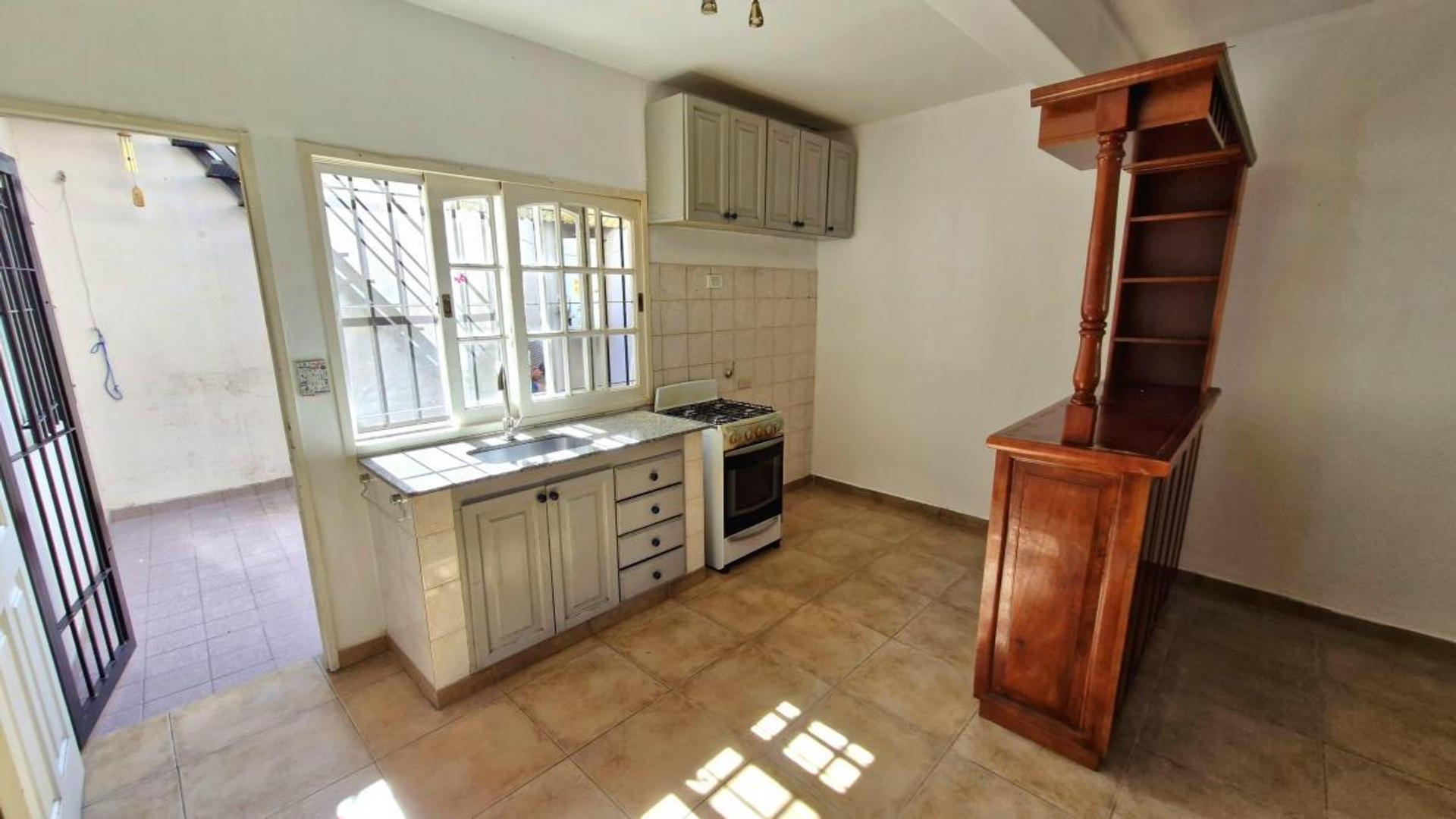 Depto Tipo Casa en Venta de 3 ambientes