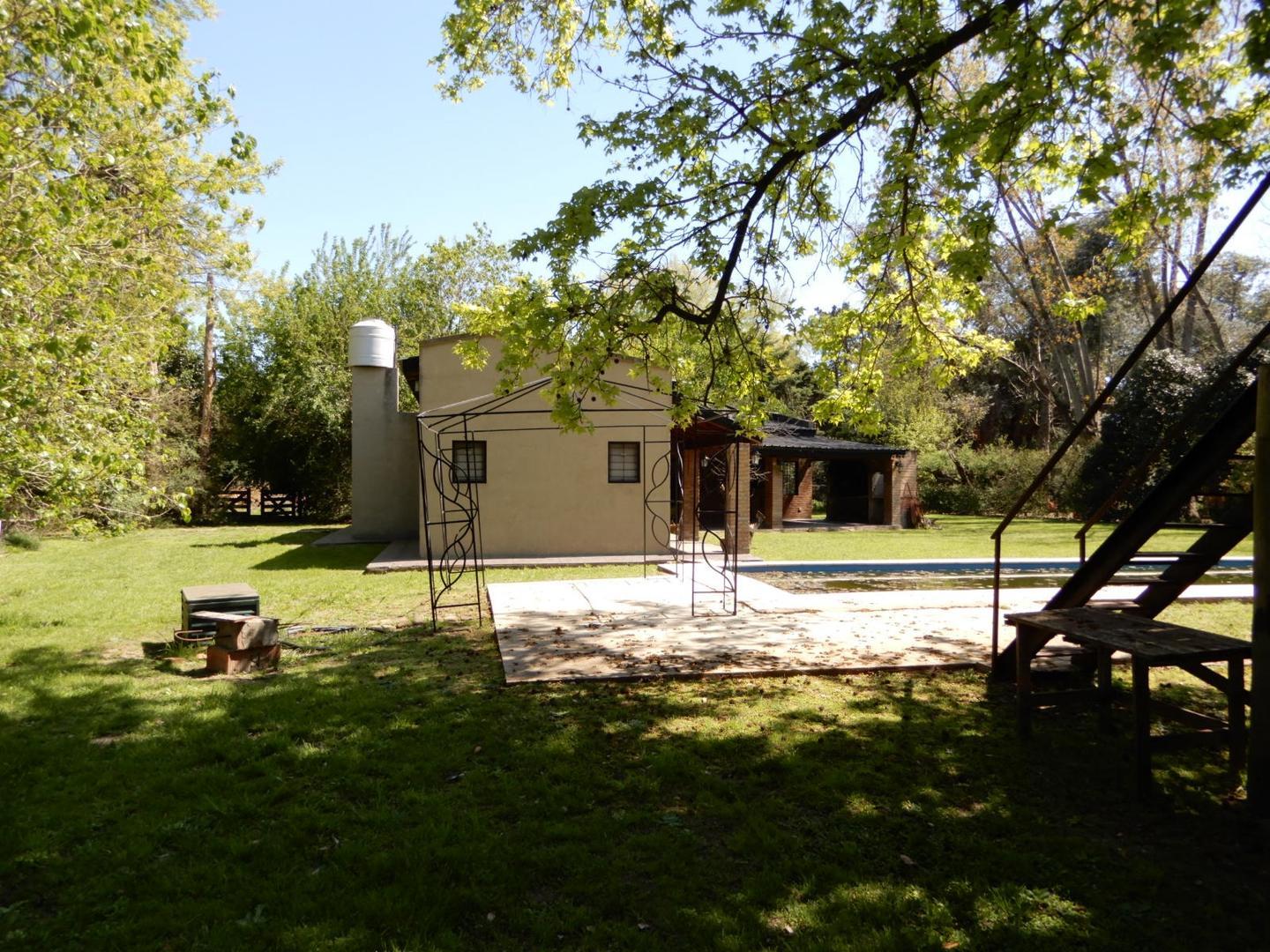 Casa 3 ambientes con 2 baños