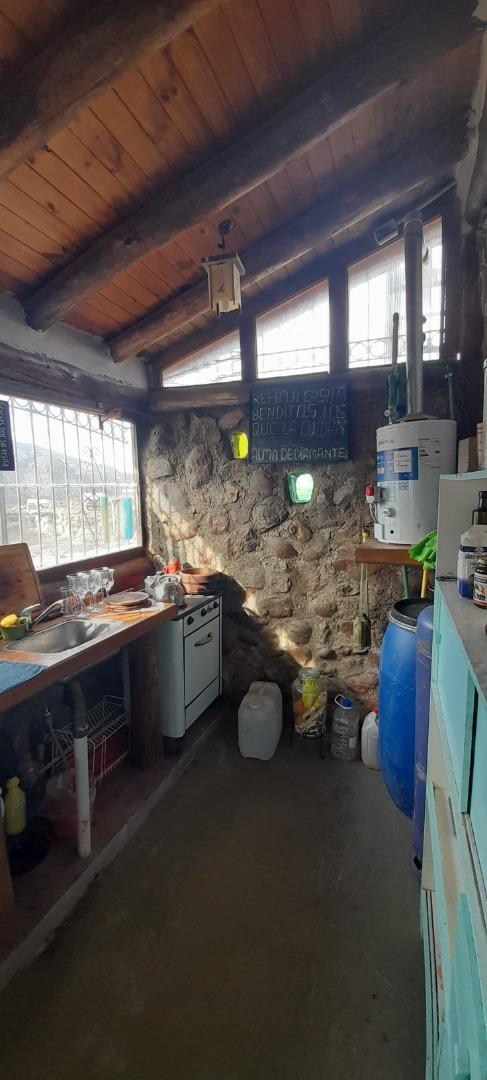 Casa 2 ambientes con 1 baño