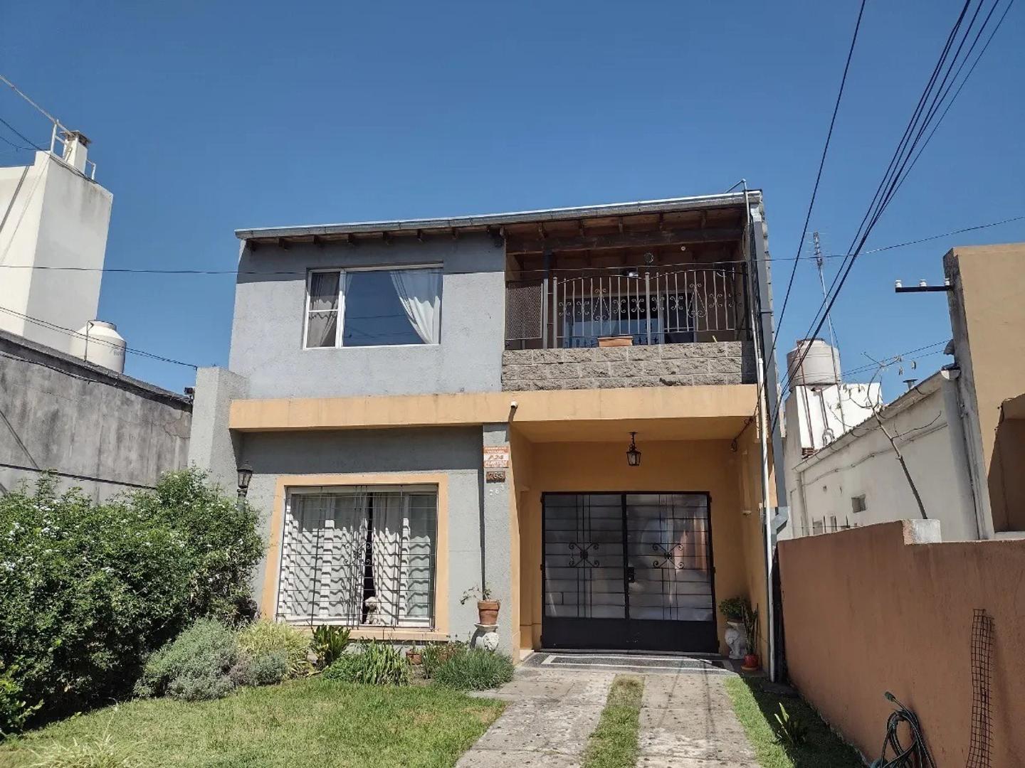 PROPIEDAD APTA CRÉDITO EN MORON CERCANA AL CENTRO