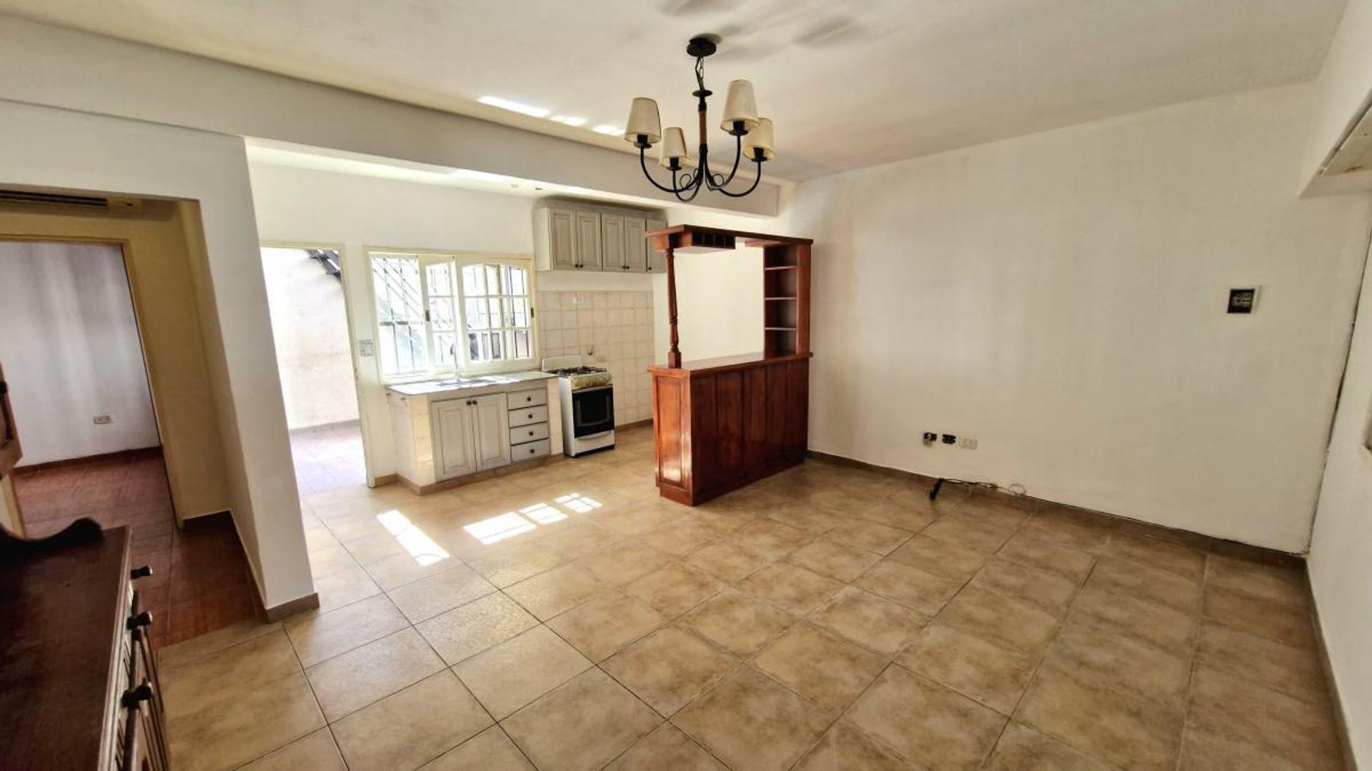 PH 3 Ambientes con Terraza en Escalada Centro – Sin Expensas | Excelente Ubicación